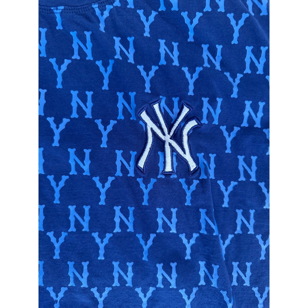MLB New York Yankees All Over Print Monogram T-Shirt Blue NY Logo Mens Medium - Picture 2 of 6